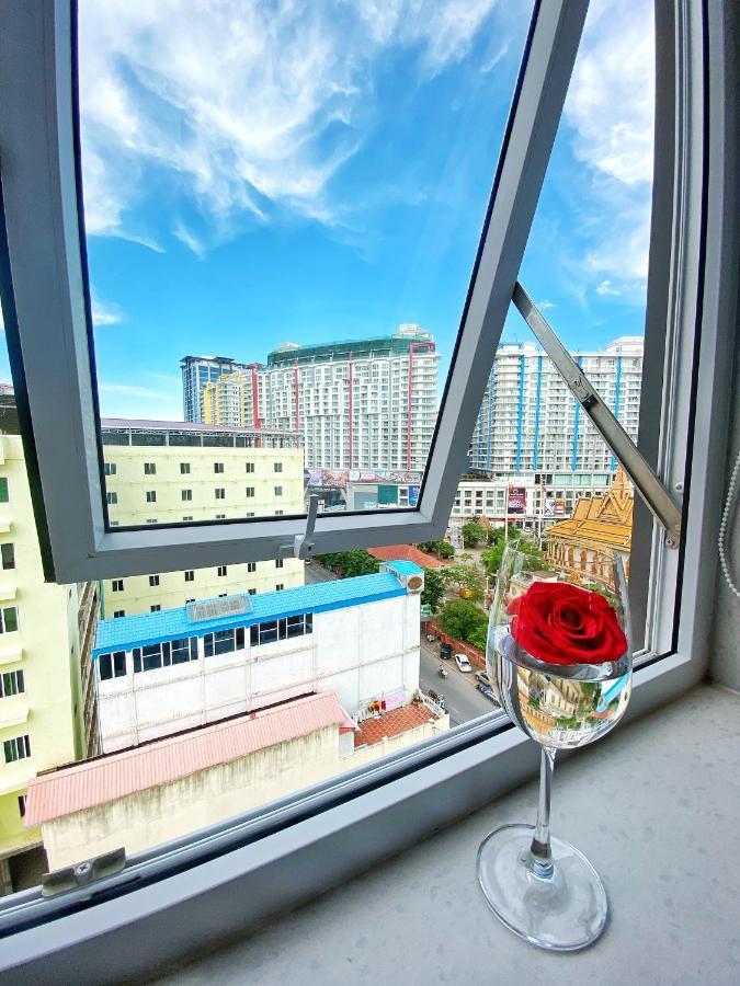 Yunfan Hotel Phnom Penh Exterior photo