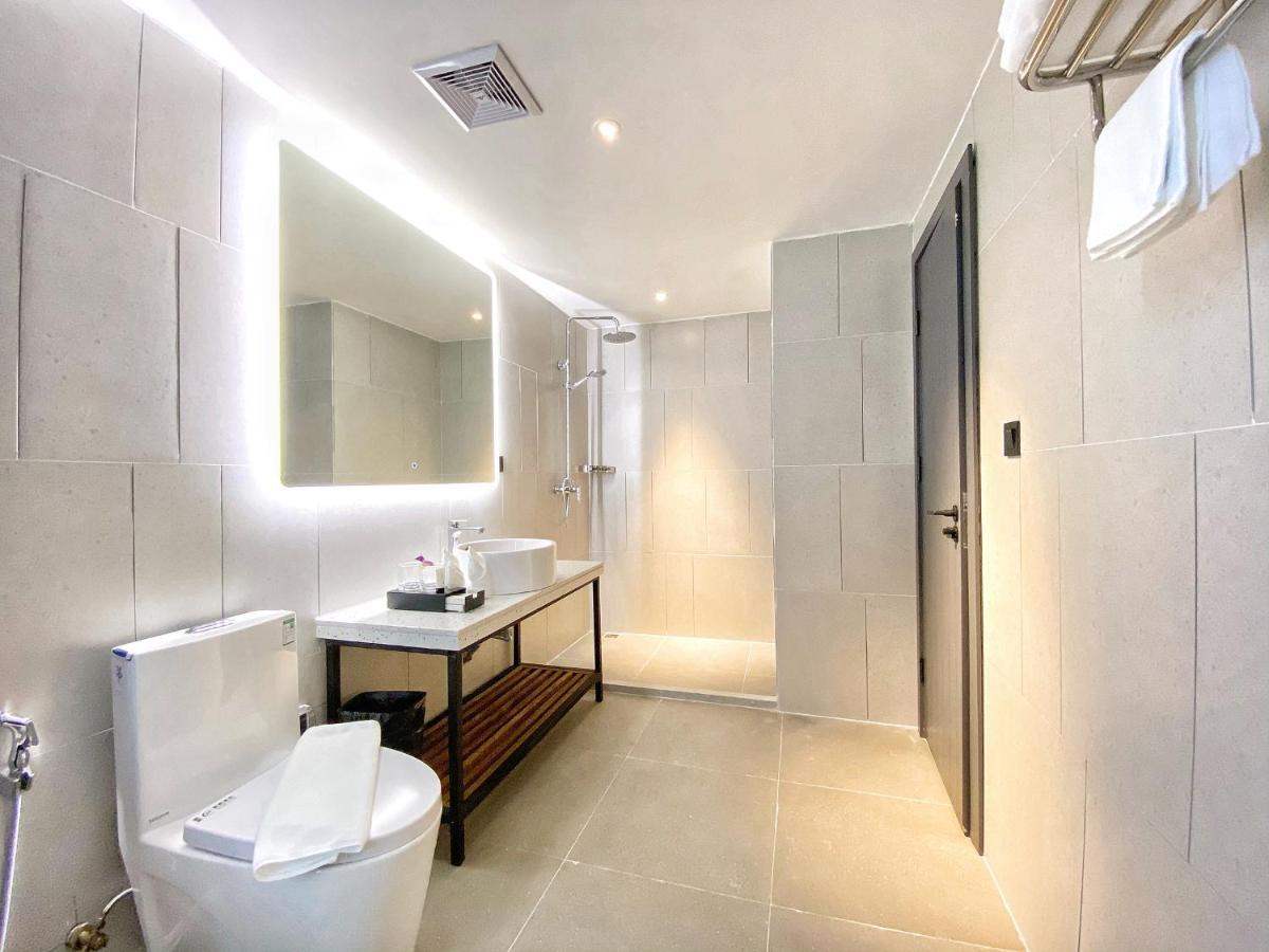 Yunfan Hotel Phnom Penh Exterior photo