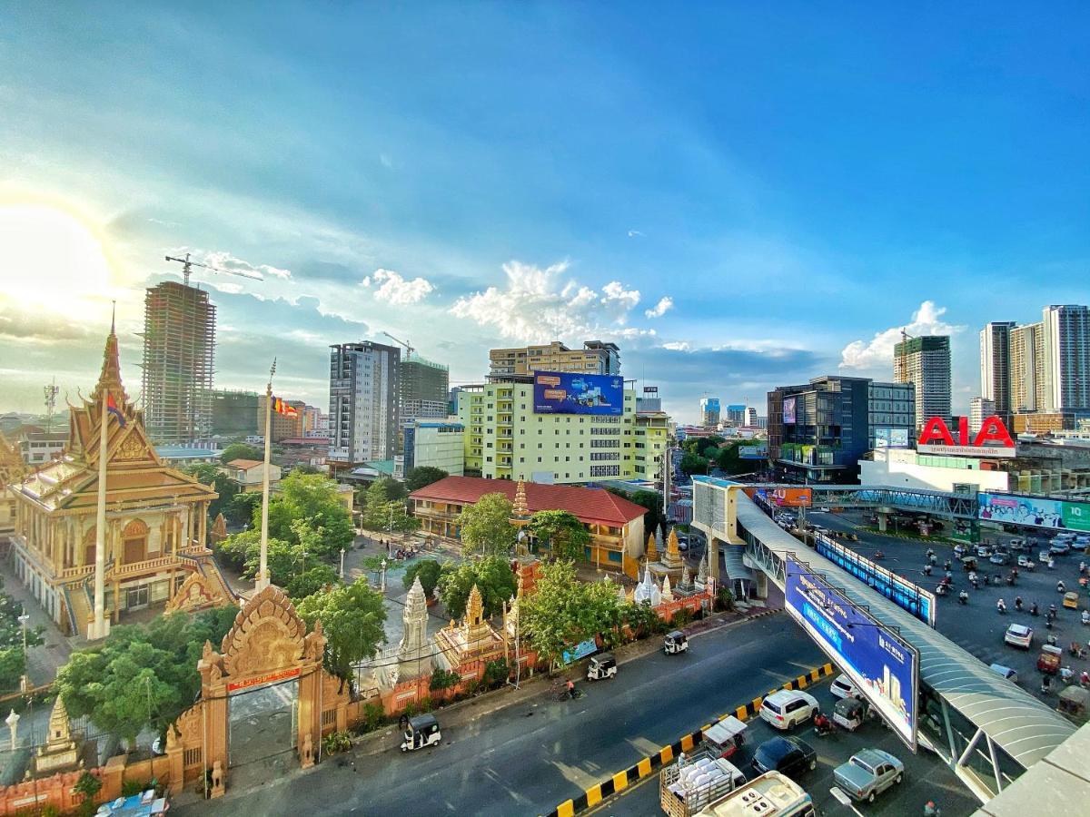 Yunfan Hotel Phnom Penh Exterior photo